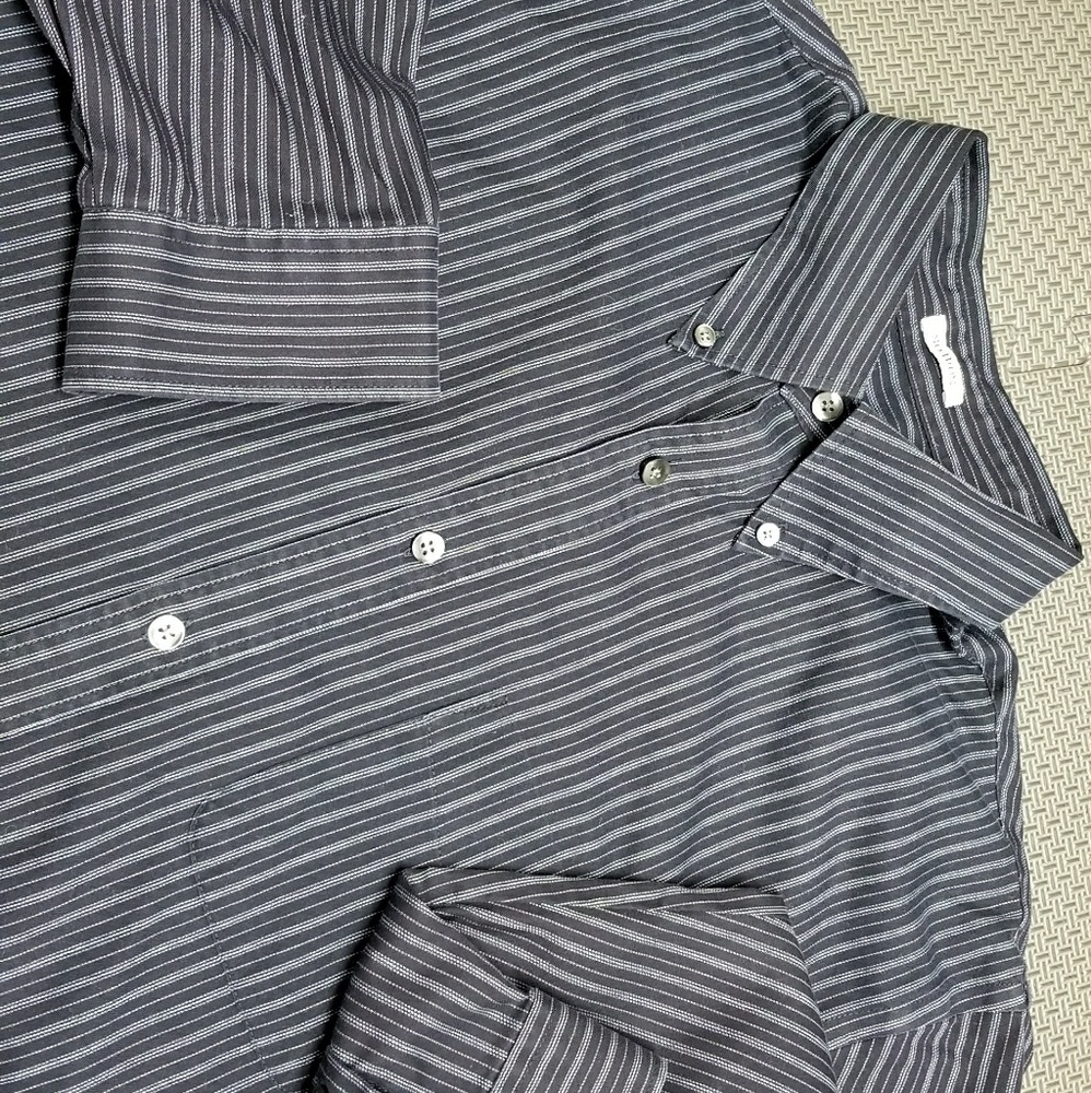 Casual or Dress Button-down long-sleeve Mens Shirt - Picture 5 of 6